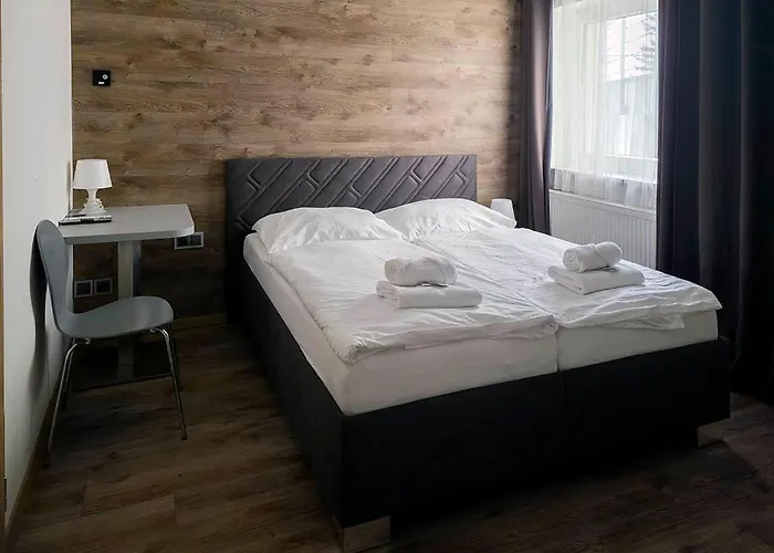 Novohradska 3* Ceske Budejovice